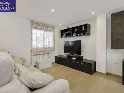 Casa en venta en La Zubia