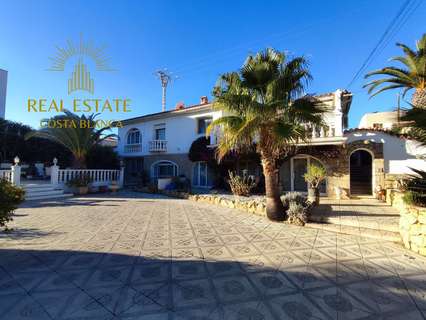 Villa en venta en La Nucía, rebajada