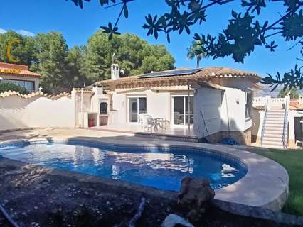 Villa en venta en La Nucía rebajada