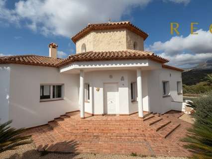 Villa en venta en La Nucía rebajada