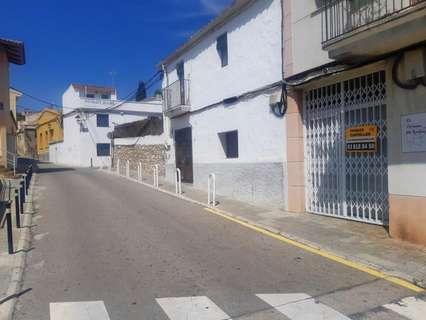 Local comercial en alquiler en Canyelles