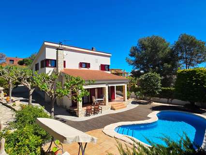 Casa en venta en Canyelles