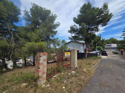 Parcela urbana en venta en Canyelles