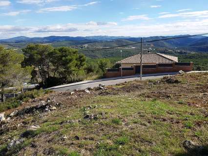 Parcela urbana en venta en Canyelles