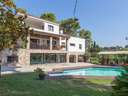 Chalet en venta en Castelldefels