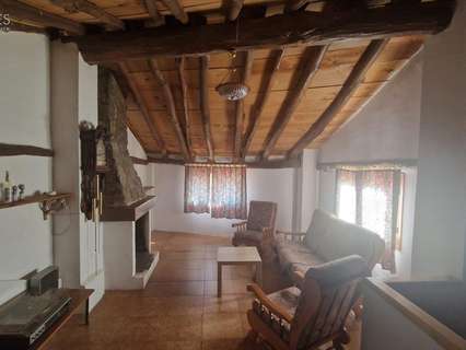 Casa en alquiler en Ademuz