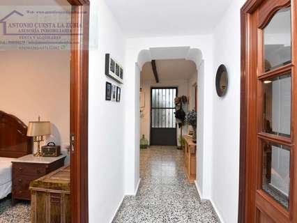 Casa en venta en La Zubia