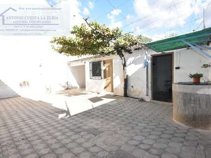 Casa en venta en La Zubia