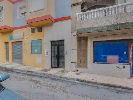 Piso en venta en Vícar