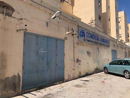 Local comercial en venta en Almería