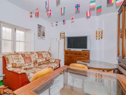 Casa en venta en La Zubia