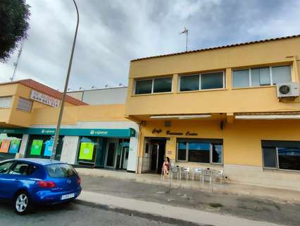 Local comercial en venta en El Ejido zona Santa María del Águila rebajado