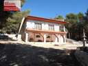 Chalet en venta en Castalla