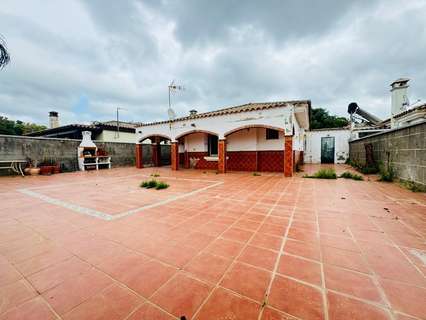 Chalet en venta en Los Barrios
