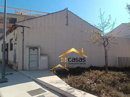 Nave industrial en venta en El Pinós/Pinoso