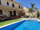 Chalet en venta en Chipiona