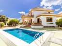 Villa en venta en Marbella San Pedro de Alcántara