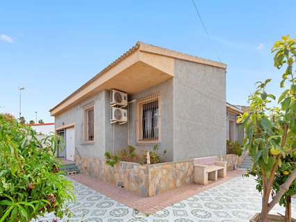 Chalet en venta en Torrevieja