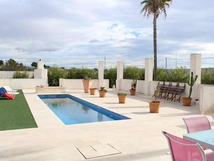 Chalet en venta en Crevillent