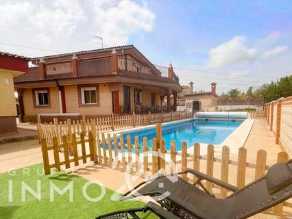 Chalet en venta en Picassent