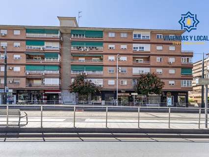 Local comercial en venta en Granada rebajado