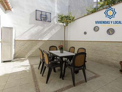 Casa en venta en La Zubia