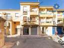 Local comercial en venta en La Zubia