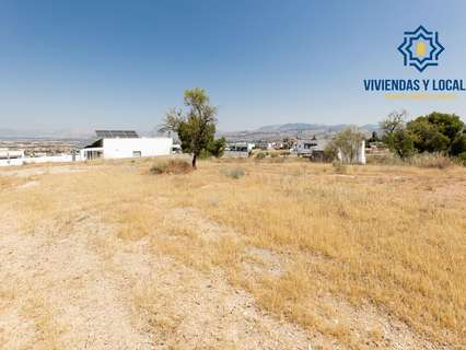 Parcela urbana en venta en La Zubia