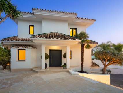 Casa en venta en Marbella, rebajada