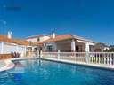 Chalet en venta en Rincón de la Victoria