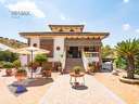 Casa en venta en Cuevas Bajas