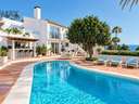 Casa en venta en Estepona