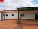 Edificio en venta en La Pobla de Vallbona
