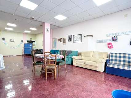 Local comercial en alquiler en Massamagrell