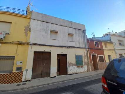 Casa en venta en Tavernes de la Valldigna, rebajada