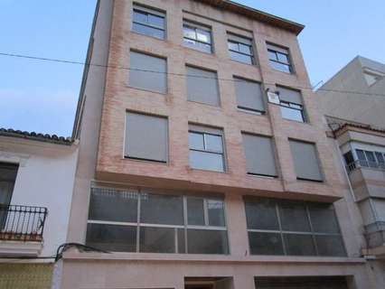 Local comercial en venta en Alzira