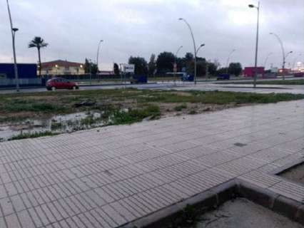 Parcela urbana en venta en Alzira