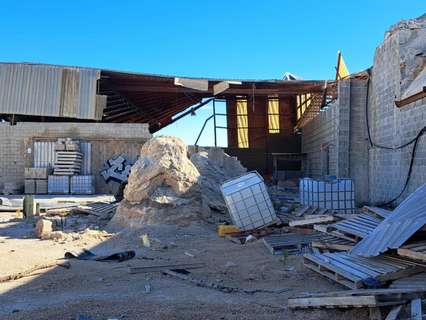 Nave industrial en venta en Alborache