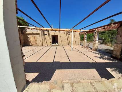 Edificio en venta en Serra