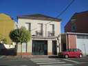 Villa en venta en Monforte de Lemos, rebajada