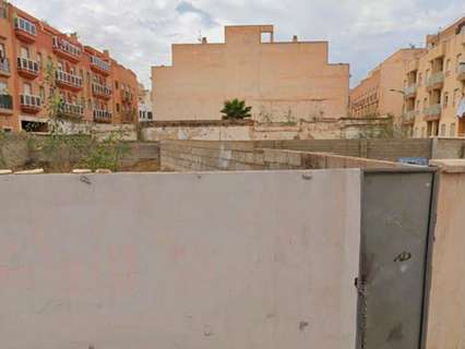 Parcela urbana en venta en Roquetas de Mar