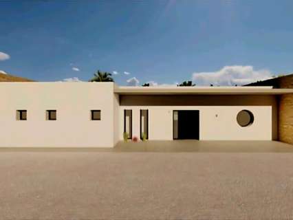 Casa en venta en El Pinós/Pinoso