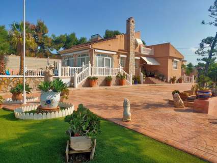Villa en venta en Alicante zona Moralet, rebajada