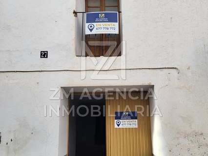 Villa en venta en La Sénia, rebajada