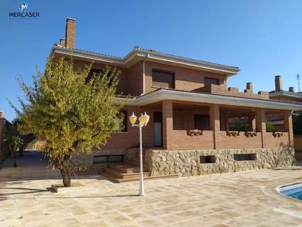 Chalet en alquiler en Villalbilla