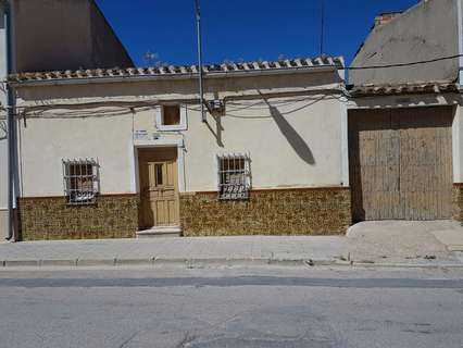Casa en venta en La Roda, rebajada