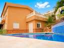 Casa en venta en Coín
