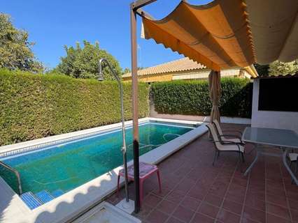 Chalet en venta en Carmona