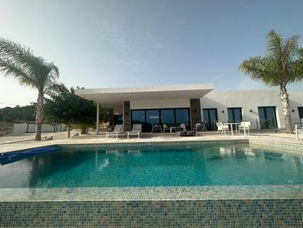 Casa en venta en El Pinós/Pinoso