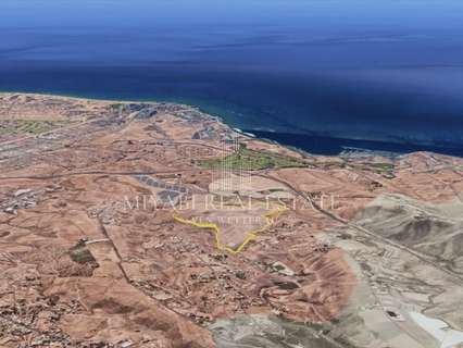 Parcela rústica en venta en San Bartolomé de Tirajana